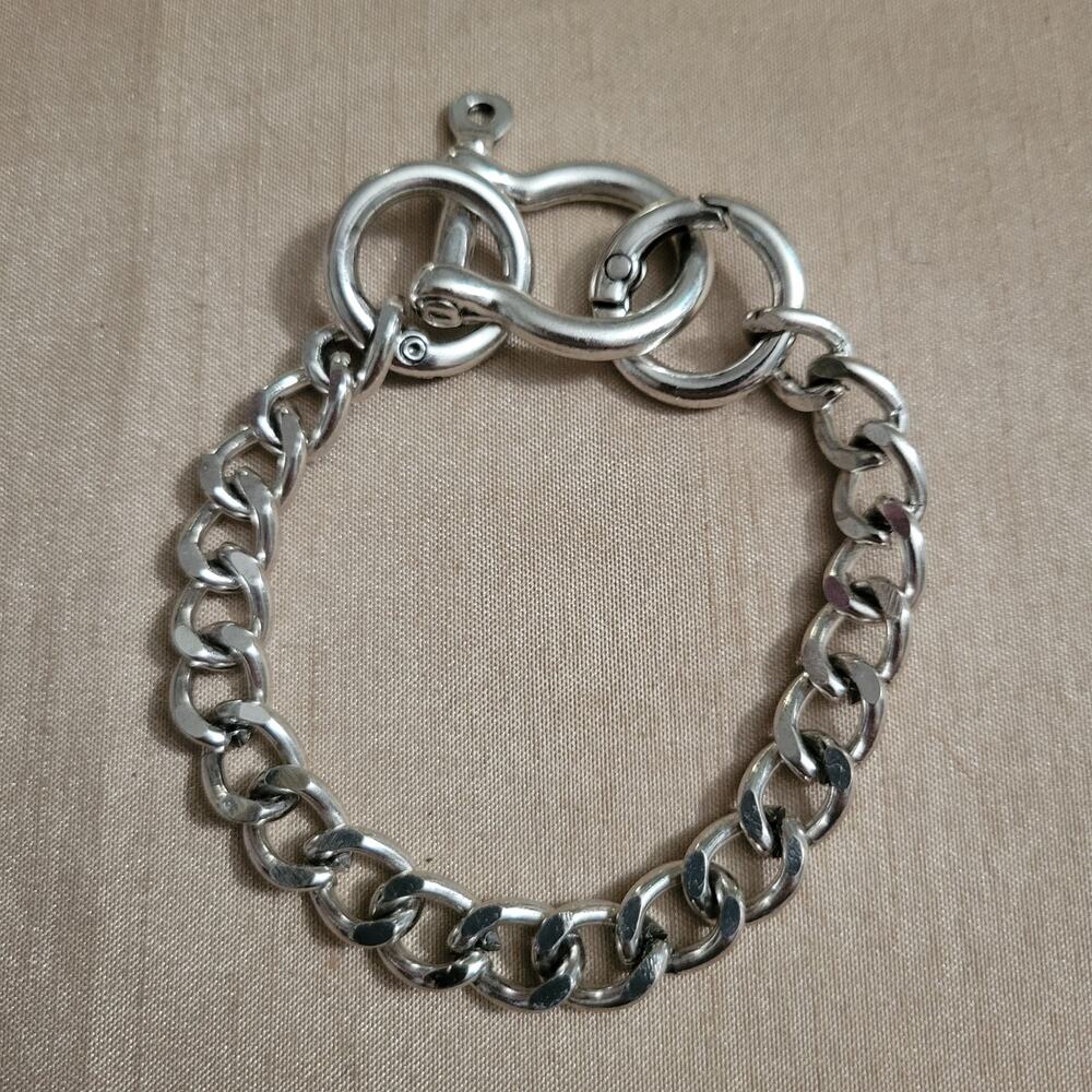 Chunky shackle and o ring clasp silver tone chain bracelet